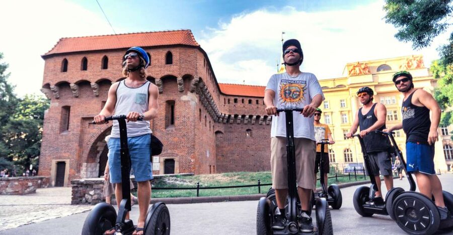 Krakow: Jewish Quarter Segway Tour - How the ride feels: cobblestones, river drift, and photo moments
