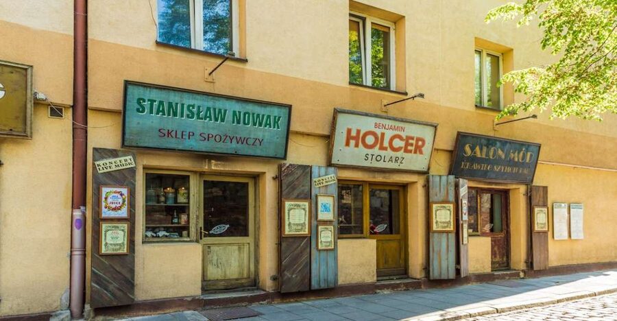 Krakow: Kazimierz Jewish Quarter Walking Tour - Pace, Route Management, and Why the 90 Minutes to 2 Hours Works
