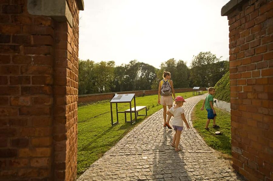 Krakow: Kościuszko Mound Entry Ticket with Exhibitions - Key highlights worth planning around
