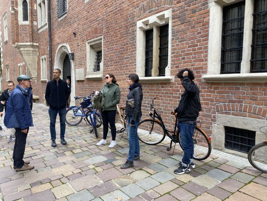 Krakow: Old Town Bike Tour with a Guide - Key Things That Make This Tour Work