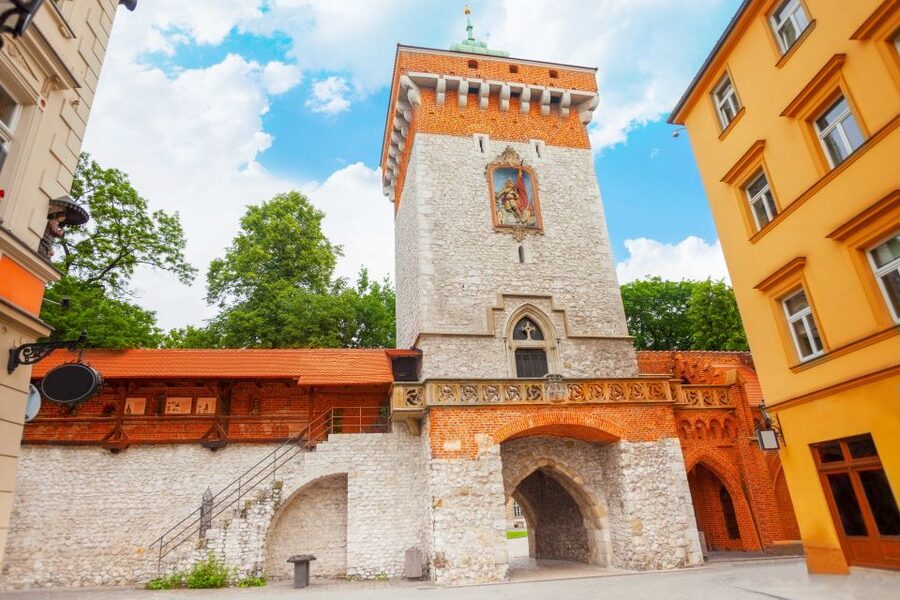 Krakow: Old Town Guided Walking Tour - Small group touring, and why it changes the whole feel