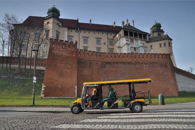 Krakow: Old Town, Jewish Kazimierz and Ghetto Sightseeing by Electric Golf Cart - Kazimierz: Tempel Synagogue and what the stained glass is really telling you
