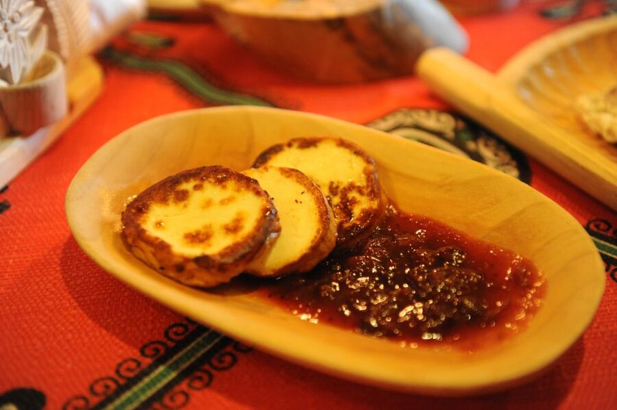 Krakow: Old Town & Jewish Quarter Food Tour with 10 Tastings - Price and value: what $97 gets you in real food time