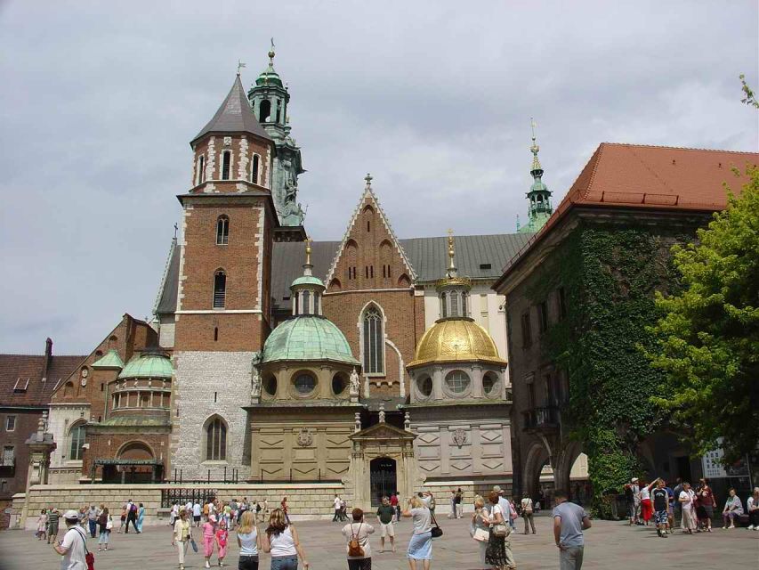 Krakow: Old Town Private Guided Walking Tour - Jagiellonian University and Collegium Maius: learning as a power source