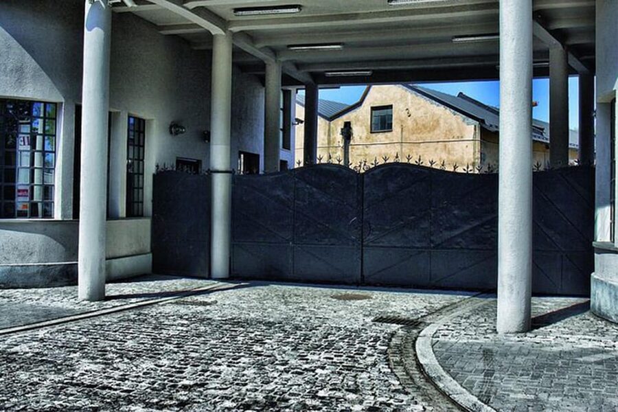 Krakow: Oskar Schindler's Factory Guided Tour&Pickup Options - Key highlights worth your time