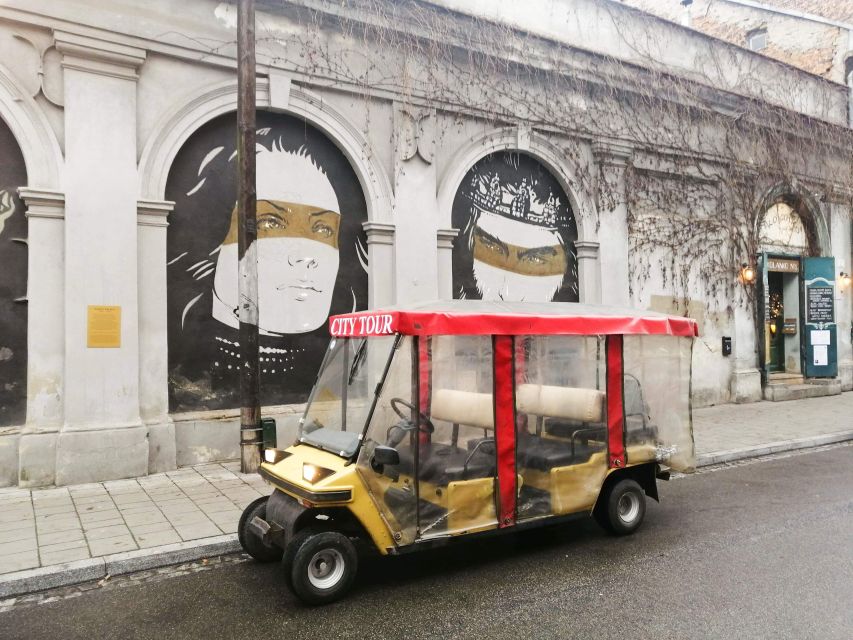 Krakow: Private Sightseeing Tour by Electric Car - Kazimierz drive-through: churches and synagogues in the Jewish Quarter