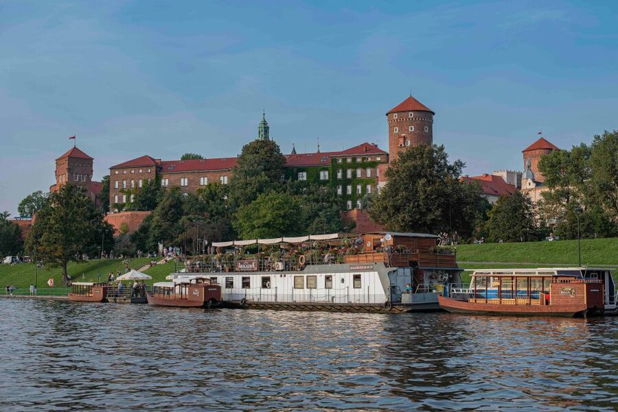 Krakow: Private Traditional Gondola Cruise - Key things to know before you go
