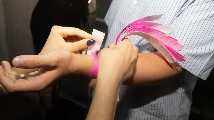 Krakow: Pub Crawl 1H Open Bar, VIP Entry & Welcome Shots - Key Points You’ll Care About