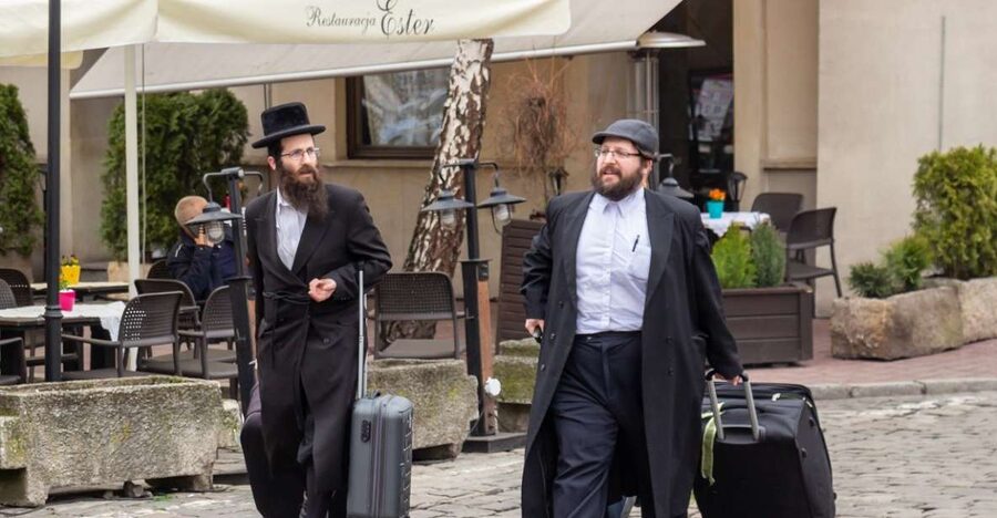 Krakow: Schindler's Factory and Jewish Ghetto Guided Tour - Finding the meeting point at Schindler’s Factory Museum