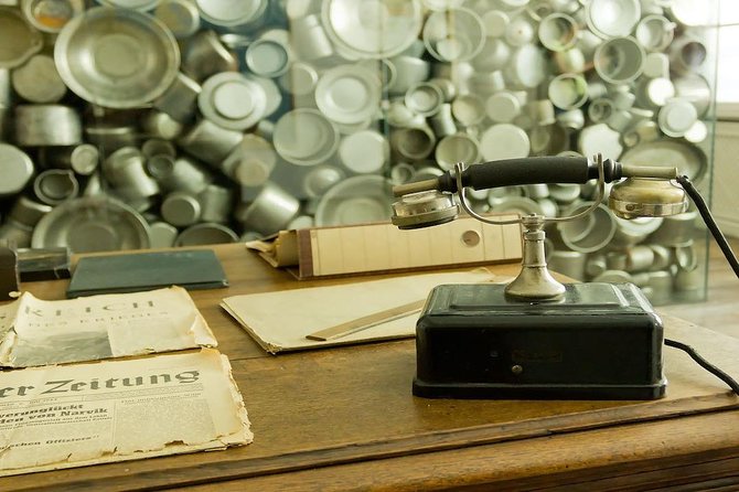 Krakow Schindler's Factory Guided Tour with Admission Ticket - Schindler’s Factory tour expectations, set straight