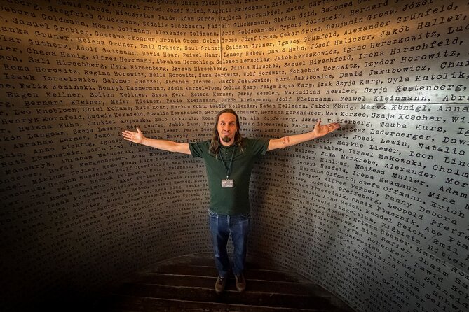 Krakow Schindler's Factory Museum Guided Tour in English - Why the guide level matters so much here