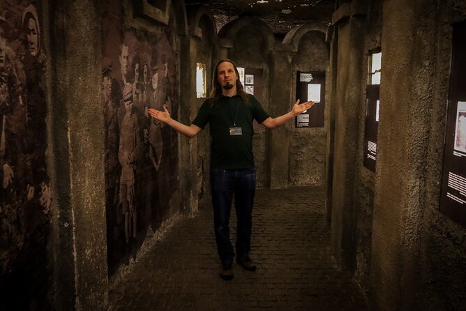 Krakow Schindler's Factory Museum Guided Tour in English - Schindler’s List connections: what to look for while you’re inside