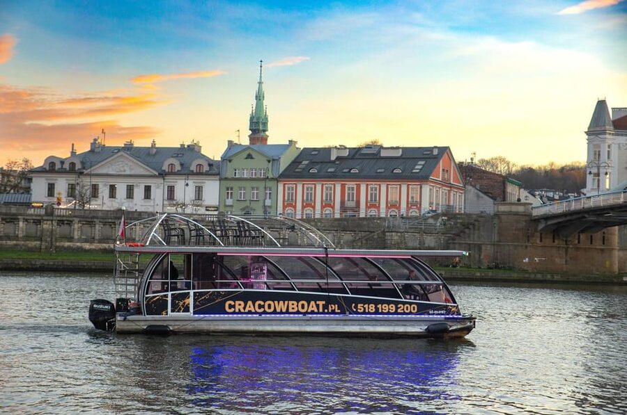 Krakow: Sightseeing Cruise on Vistula River with Audio Guide - The river route from Church on the Rock to Wawel Castle