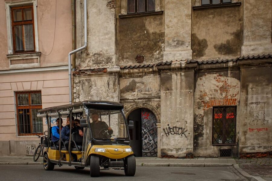 Krakow: Sightseeing Tour by Electric Golf Cart - Getting Oriented in Krakow Fast with an Electric Golf Cart