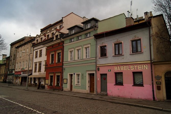 Krakow: Skip the line Oskar Schindler’s Museum Private Tour - Stop 3: Kazimierz Walk in the 4-hour Option