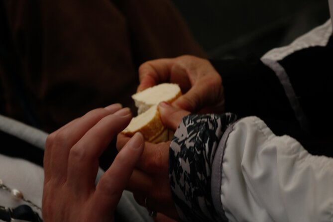 Krakow: Street Food Walking Tour - A 15-person group with an English, French, or Italian guide