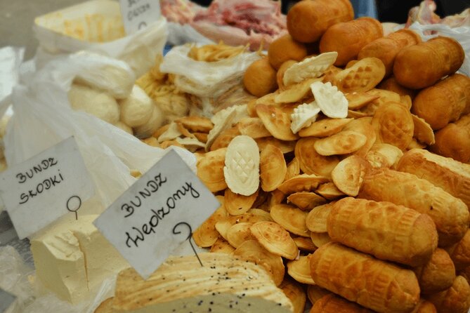 Krakow: Street Food Walking Tour - How $35 gets you a real tasting run in 90 minutes