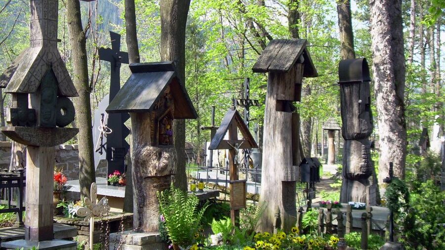 Krakow: Tatra Mountains and Zakopane Full-Day Private Tour - Pęksowy Brzyzek: the oldest necropolis feel in a birch grove