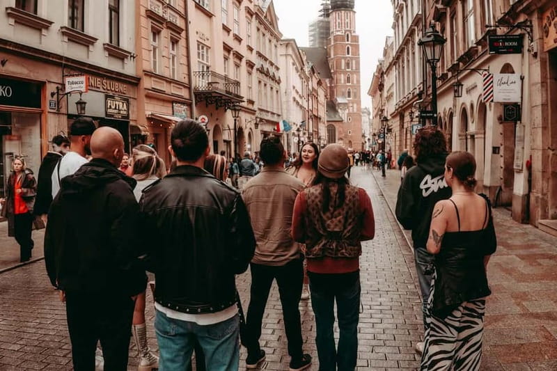 Krakow: Tipsy Polish Food Tour With History, Pierogi & Shots - Guides Matter: When Oscar, Jason, and Wiktoria Lead the Walk