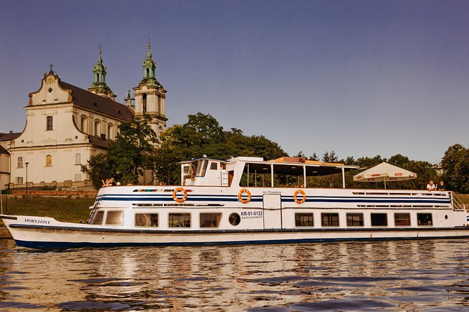 Krakow Vistula River 1 Hour Sightseeing Cruise - Krakow From the River: What This One-Hour Cruise Actually Gives You