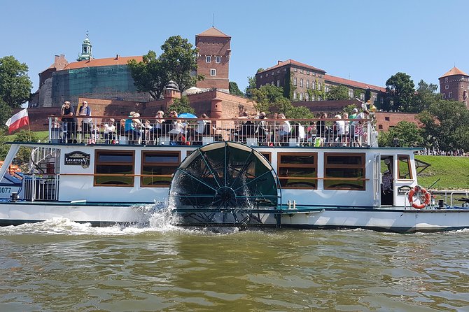 Krakow Vistula River 1 Hour Sightseeing Cruise - Cricoteka and Kazimierz: The Cultural Stops That Give the Ride Meaning