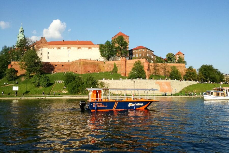 Krakow: Vistula River Cruise with Historical Views - Timing Tips: When the Views Feel Best