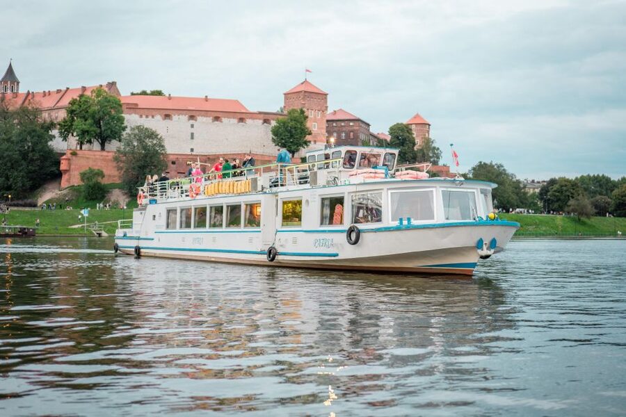 Krakow: Vistula River Panoramic Boat Tour ️ - Key things I’d plan around