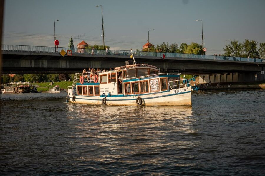 Krakow: Vistula River Sightseeing Cruise ️ - A 30-minute Vistula cruise that fits Krakow’s rhythm