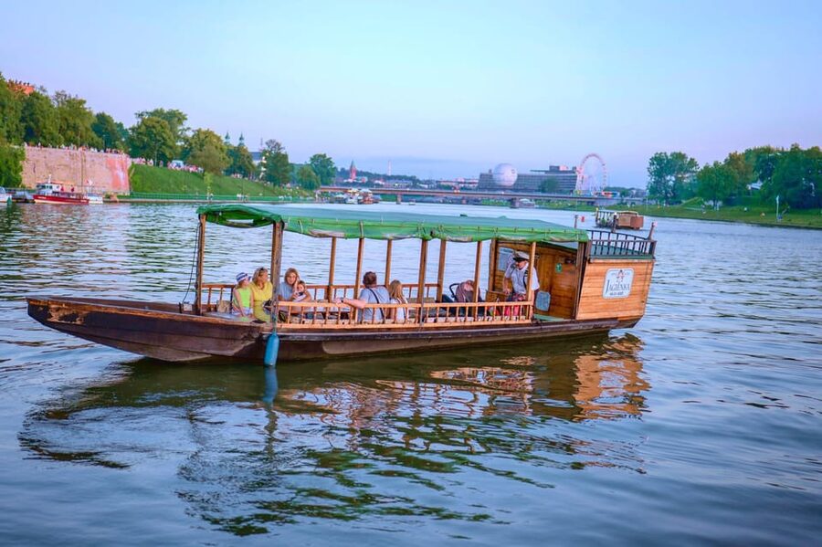 Krakow: Vistula River Sightseeing Cruise ️ - Landmarks you will see from the water, and how to spot them