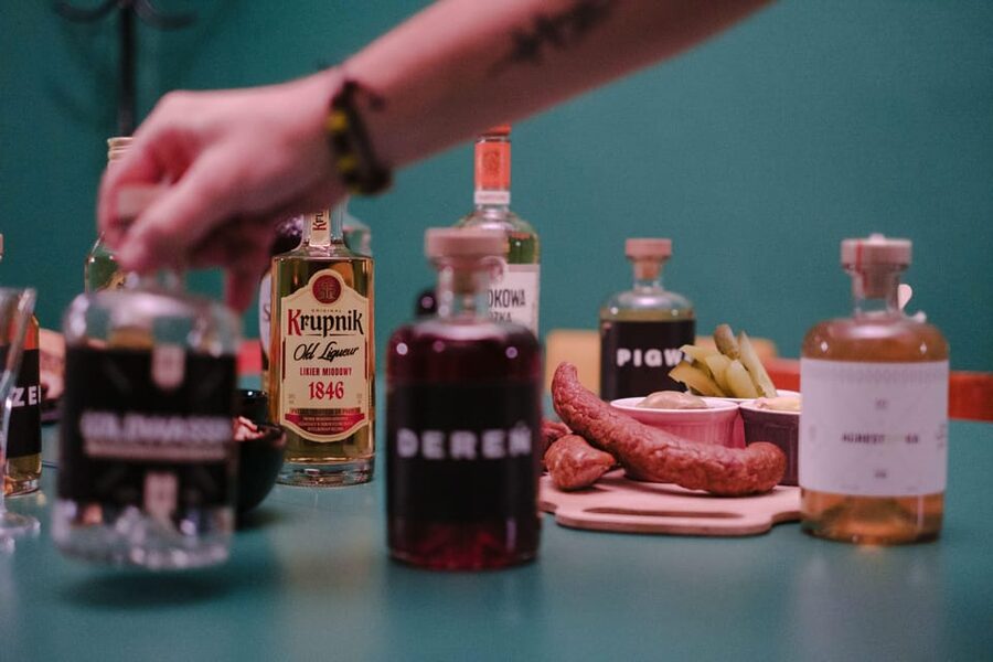 Krakow: Vodka Tasting in Hidden Bar - LostBar, the hidden entrance, and finding the room fast