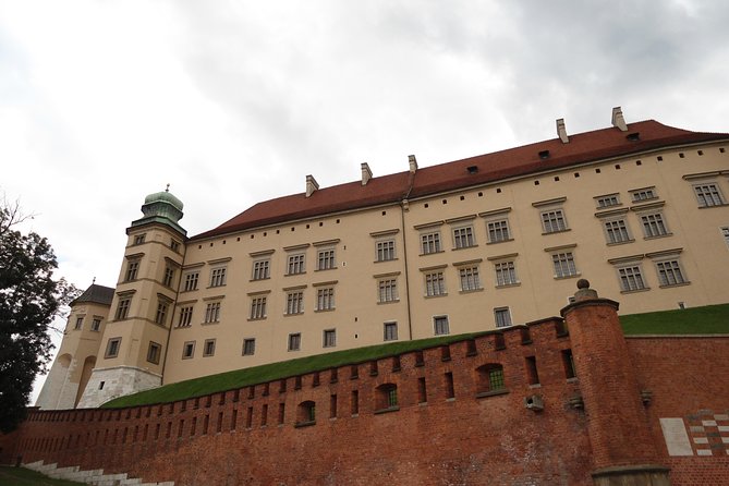Krakow: Wawel Castle Guided Tour - Key Points You’ll Care About