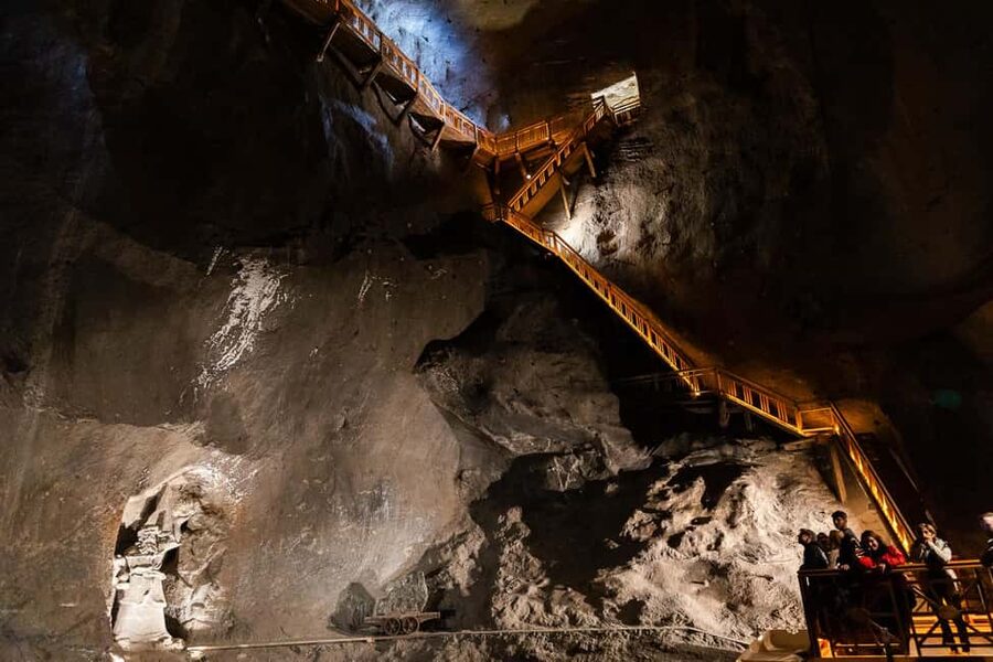 Krakow: Wieliczka Salt Mine Guided Tour - Entering Wieliczka: what the descent really feels like