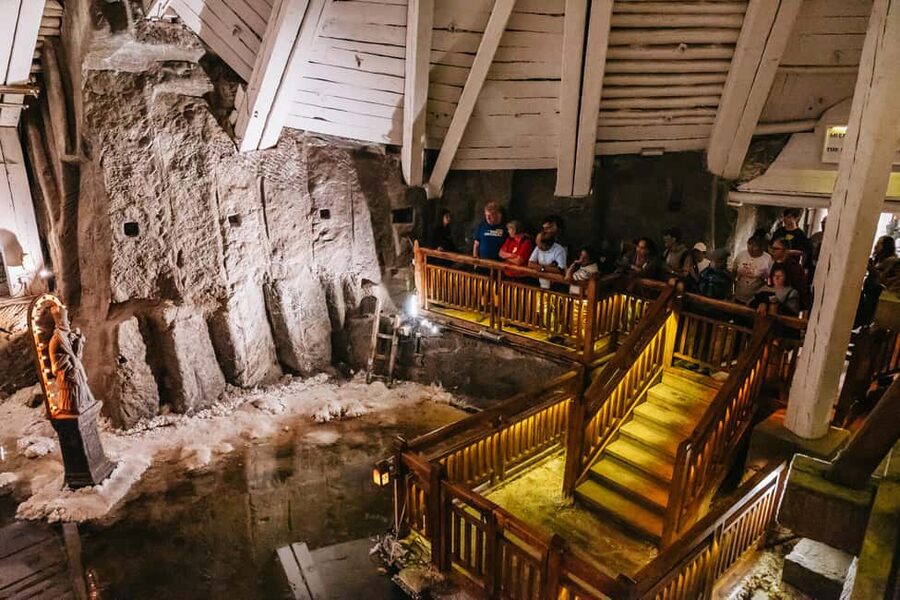 Krakow: Wieliczka Salt Mine Guided Tour - Getting there from Krakow: coach ride, drop-offs, and the optional city walk