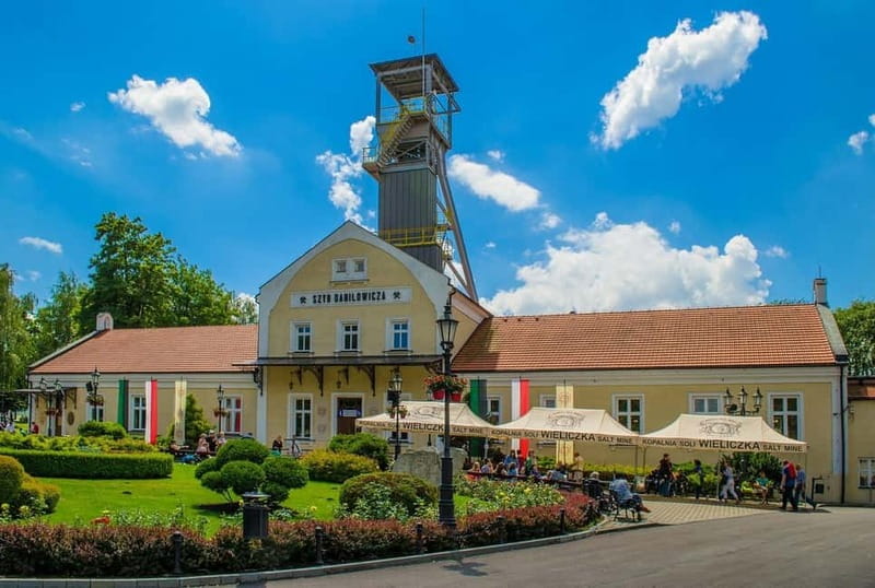 Kraków: Wieliczka Salt Mine Guided Tour with Transfer - Brine Graduation Tower option: nice add-on or time tradeoff?