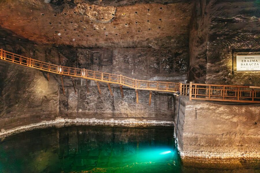 Krakow: Wieliczka Salt Mine Tour with Entry Ticket - UNESCO underground: what Wieliczka Salt Mine is really like