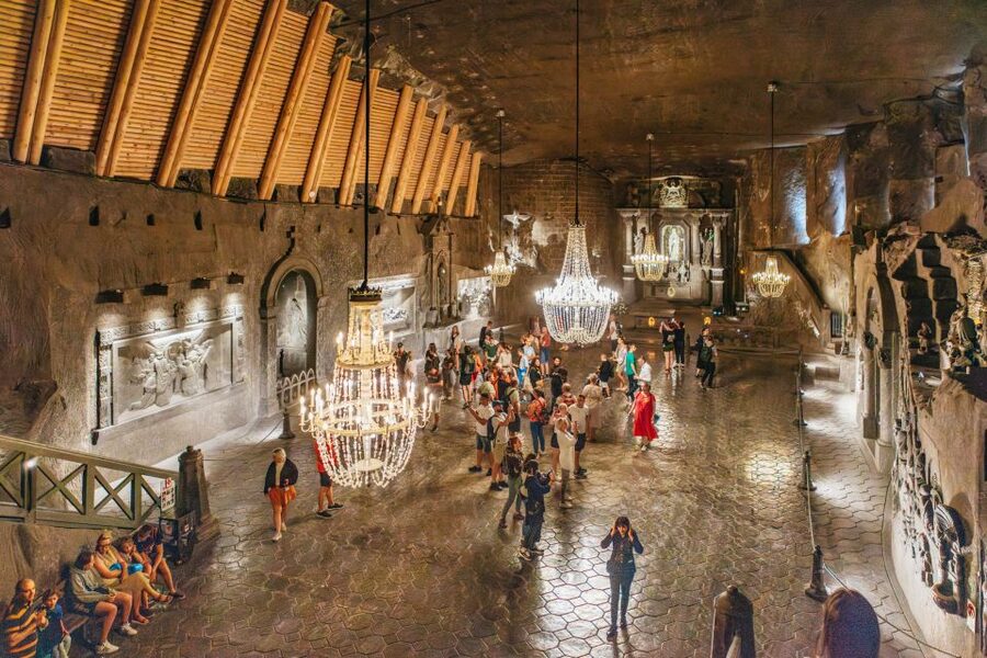 Krakow: Wieliczka Salt Mine Tour with Entry Ticket - What to wear: the 14 to 16 C underground chill plus practical footwear