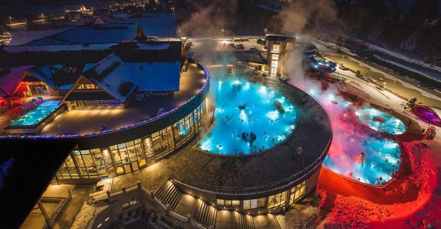 Krakow: Zakopane Day Tour with Optional Thermal Baths - Guides and organization: why the day runs smoothly