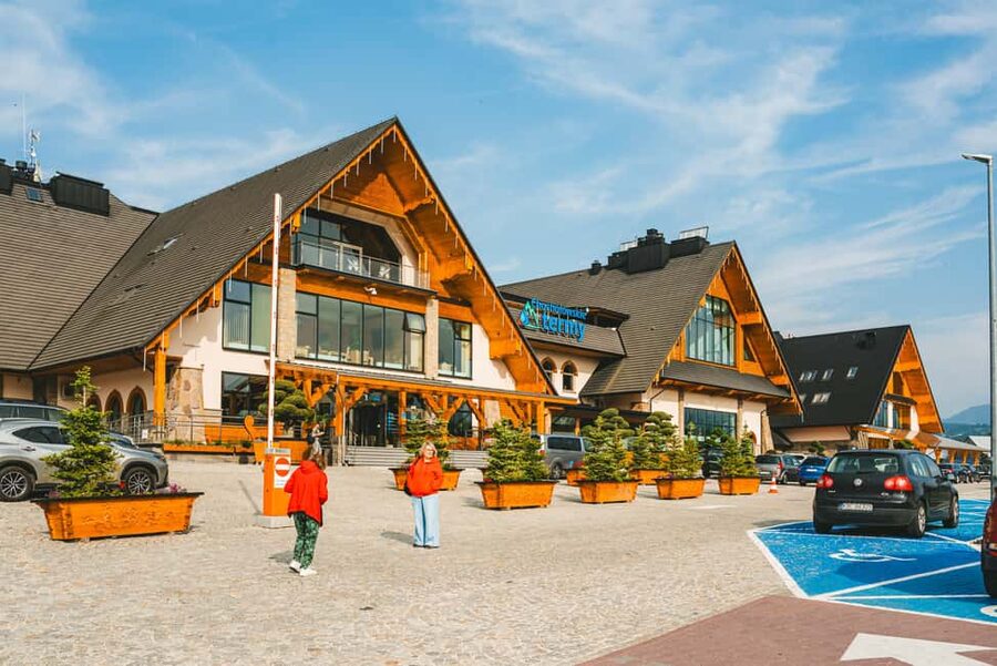 Krakow: Zakopane One Day Trip with Funicular & Thermal Pools - Who should book this one-day Zakopane trip