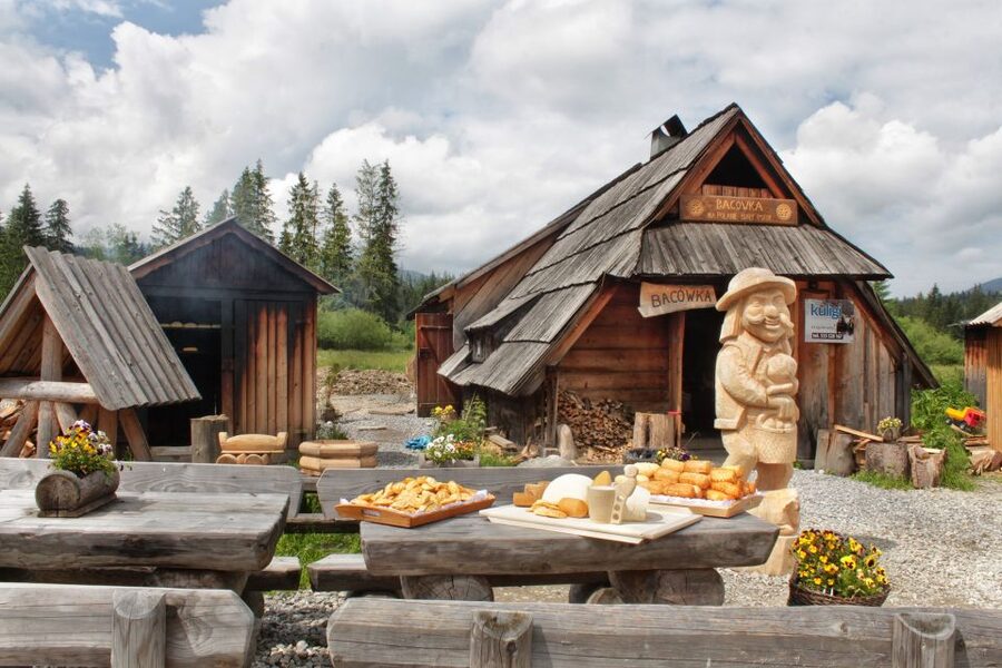 Krakow: Zakopane Tatra Mountains, Cable Car, Local Tasting - Zakopane Town Center and Krupowki Street: Your 3 Hours to Wander