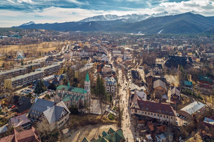 Krakow: Zakopane, Thermal Baths, Cable Car, Vodka, Oscypek - Chocholowska Thermal Baths: Warm Water, Outdoor Pools, And A Timing Check