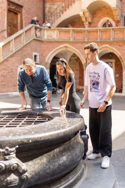 Magic of Krakow: Guided Tour of the Old Town - Key Highlights at a Glance