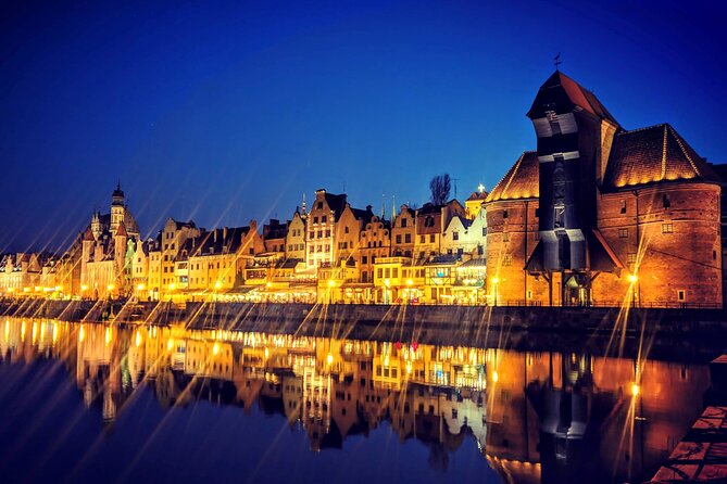 Main Town Gdańsk Walking Tour - Żuraw Crane, a medieval trade symbol you can walk past