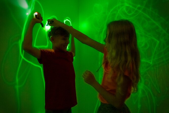 Museum of illusions Entry Ticket - Museum of Illusions in Krakow: 400 m2 of hands-on tricks