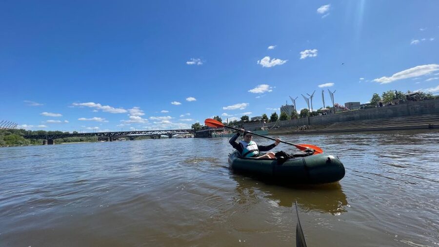 Packrafting kayaking guided tour Vistula river Warsaw Poland - Guides, Group Size, and Why the Experience Feels Personal