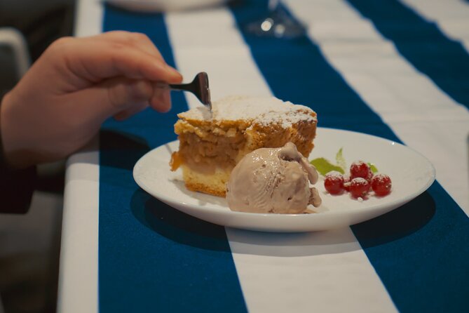 Polish Cuisine and Liqueur Tasting Experience - Who this tasting suits best, and who should skip it