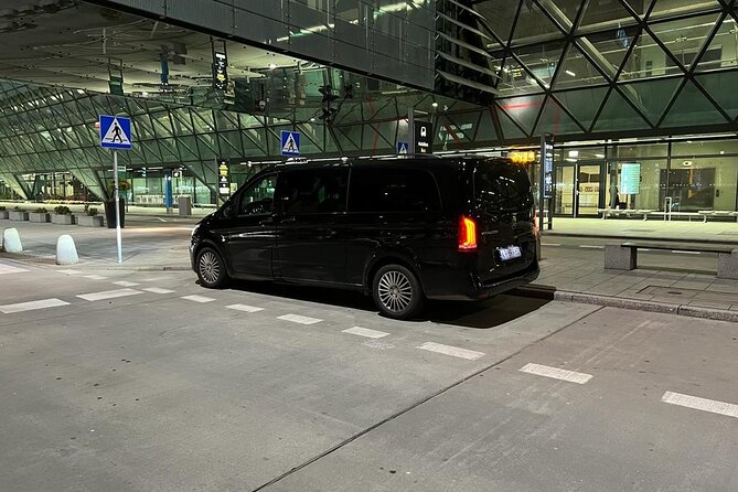Private Airport Transfer from/to Krakow Balice Airport - The ride time reality: 20 to 45 minutes, traffic included