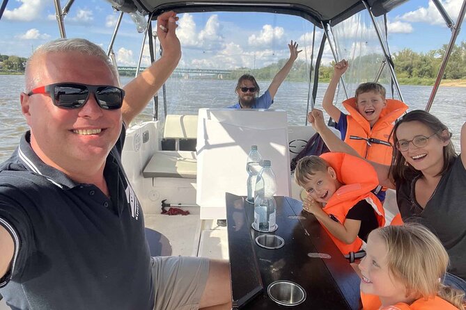 Private Cruise on Vistula in Warsaw for 9 with our Helmsman - Key highlights you’ll actually care about