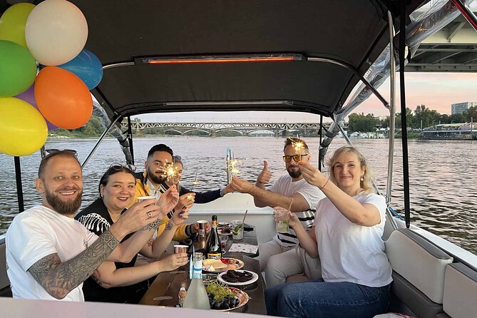 Private Cruise on Vistula in Warsaw for 9 with our Helmsman - Private Vistula cruise for up to 9: the feel of the ride