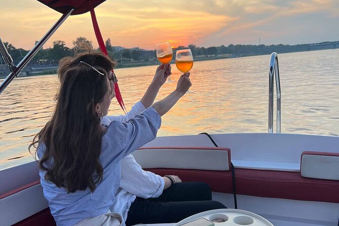 Private Cruise on Vistula in Warsaw for 9 with our Helmsman - From the National Stadium to river life: how the start sets the tone