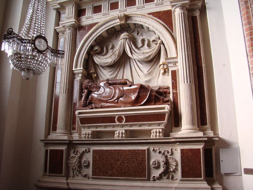 Private Icons of Poznań - A Baroque Parish Church and a Peaceful Interlude by the Old Warta